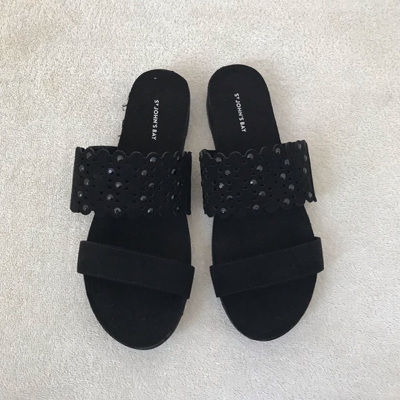 SOLDBlack sequin slip-on’s by St. John’s Bay - Picture 2 of 8